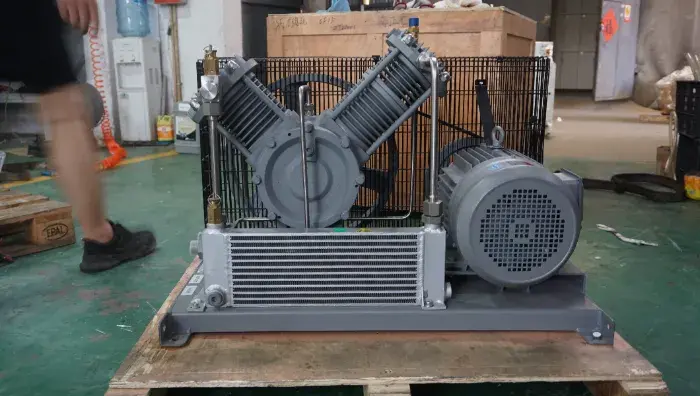 优尼捷高压活塞压缩机